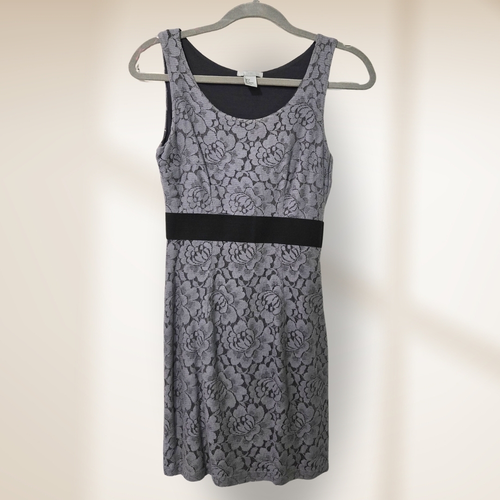 H&M Gray Lace-Patterned Sleeveless Dress with Black Waistband